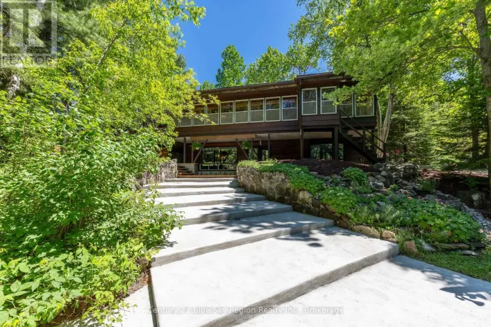 370 HIGHWAY 17 E, North Bay