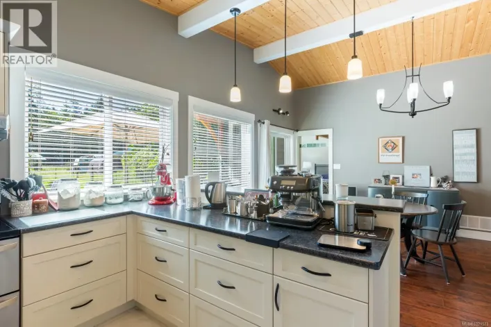 3701 Piercy Rd, Courtenay