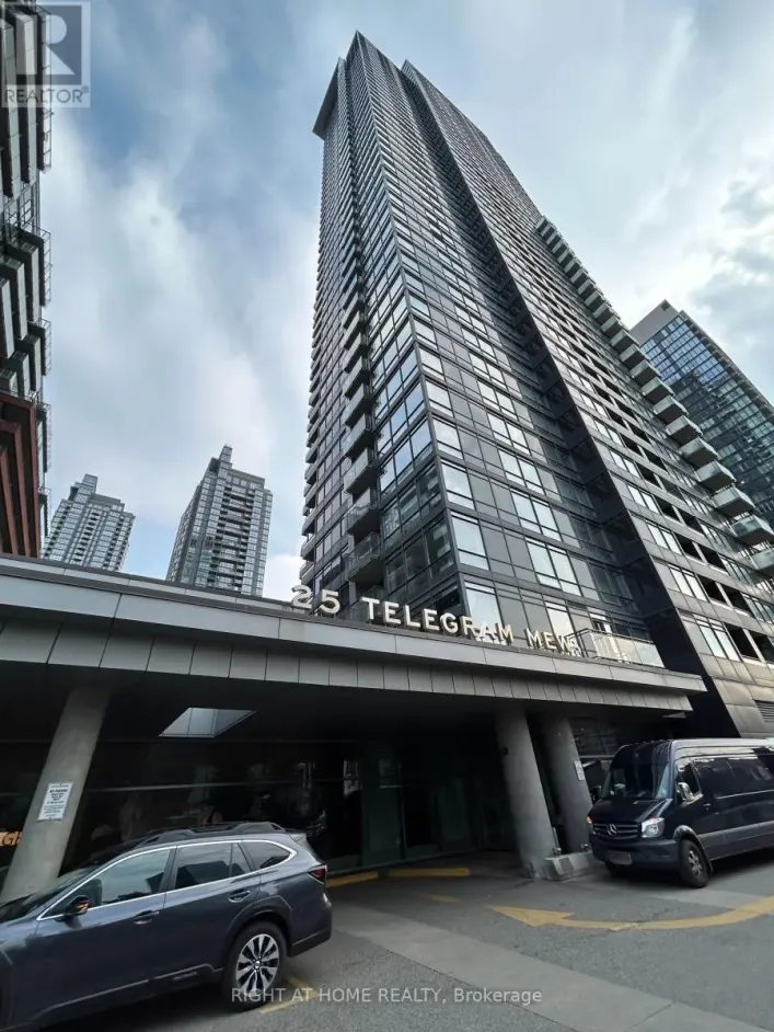 3702 - 25 TELEGRAM MEWS, Toronto