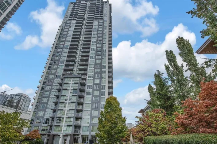 3703 13325 102A AVENUE, Surrey