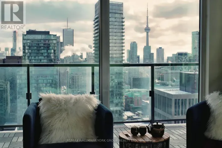 3703 - 955 BAY STREET, Toronto