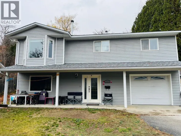 3703 9th Avenue, Castlegar