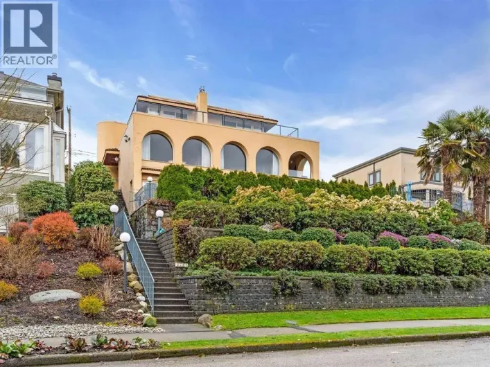 3705 PUGET DRIVE, Vancouver