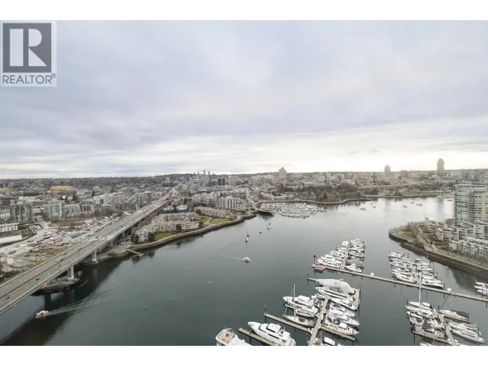 3706 1033 MARINASIDE CRESCENT, Vancouver