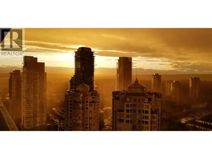 3706 6098 STATION STREET, Burnaby