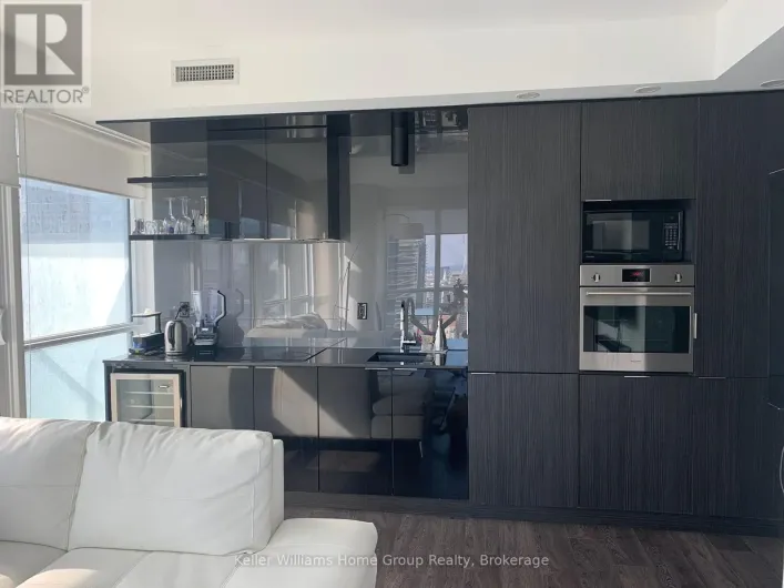 3706 - 70 TEMPERANCE STREET, Toronto