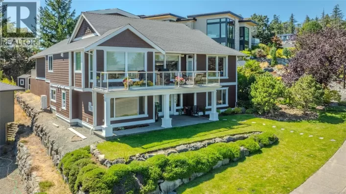 3708 Glen Oaks Dr, Nanaimo