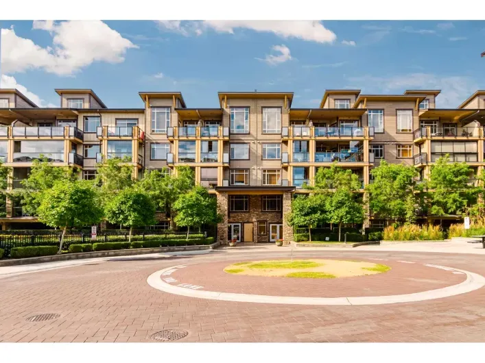 371 8258 207A STREET, Langley