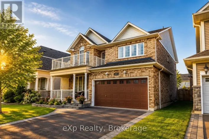 371 CARNWITH DRIVE E, Whitby