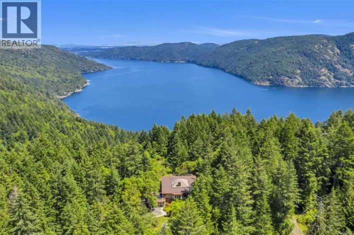 371 McCurdy Dr, Malahat