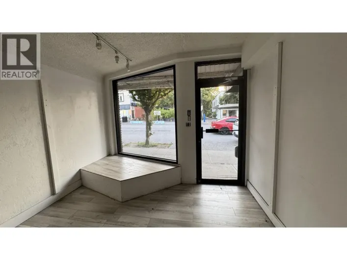 3712 MAIN STREET, Vancouver