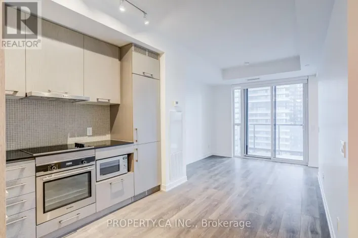 3715 - 87 PETER STREET, Toronto
