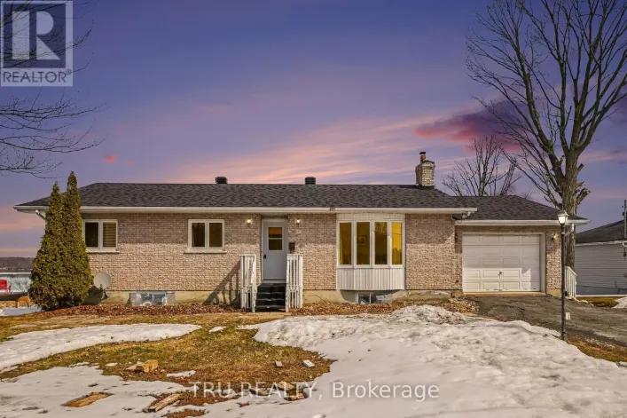 3717 PRUDHOMME STREET, Alfred and Plantagenet