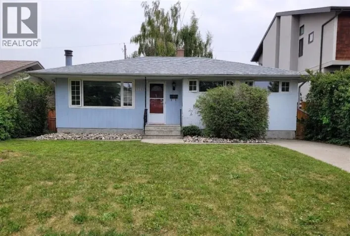 3719 43 Street SW, Calgary