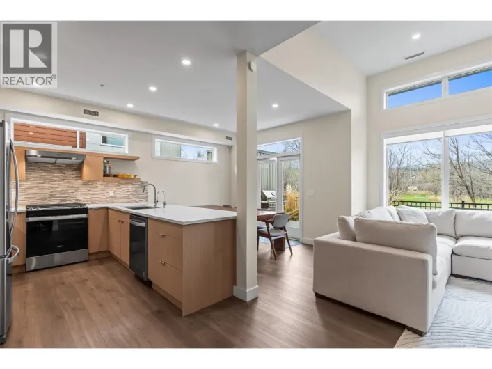 3719 Woodsdale Road Unit# 20, Lake Country