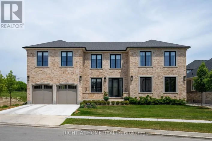 372 MANHATTAN DRIVE, London South