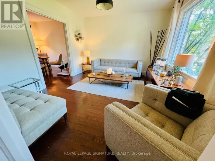 372 ROEHAMPTON AVENUE, Toronto