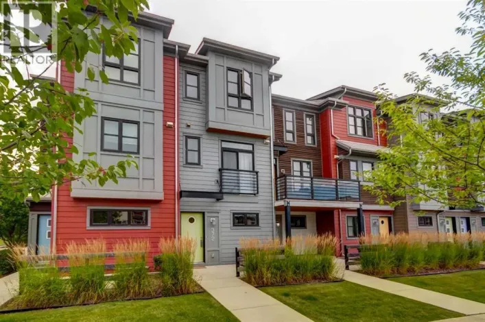 372 Walden Parade SE, Calgary