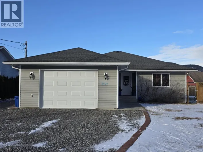 3727 DOBBIE STREET, Terrace