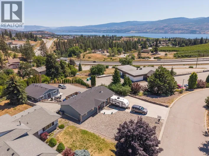 3728 - 3724 Glenway Road, West Kelowna