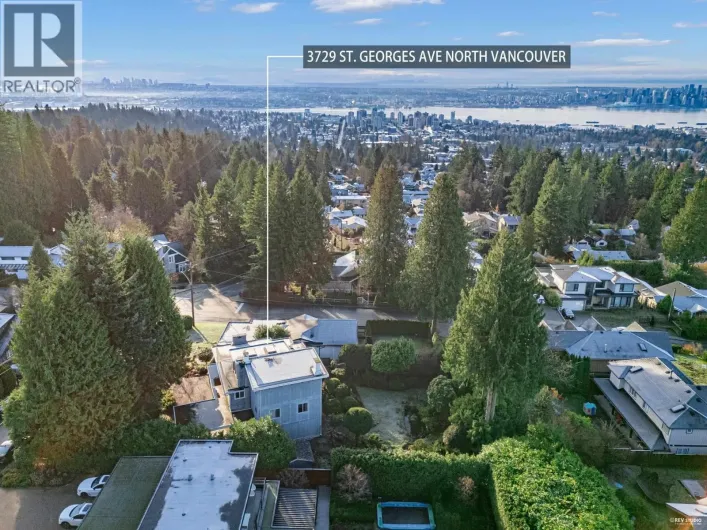 3729 ST. GEORGES AVENUE, North Vancouver
