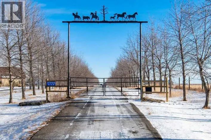 373108 48 Street W, Rural Foothills County