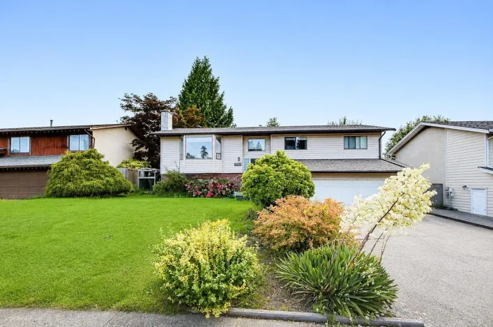 3733 DUNSMUIR WAY, Abbotsford