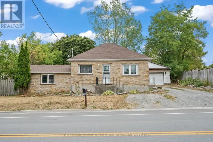 3734 BATTERSEA ROAD, Frontenac