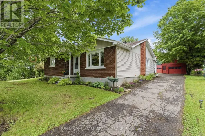 3735 HIGHWAY 34, Champlain