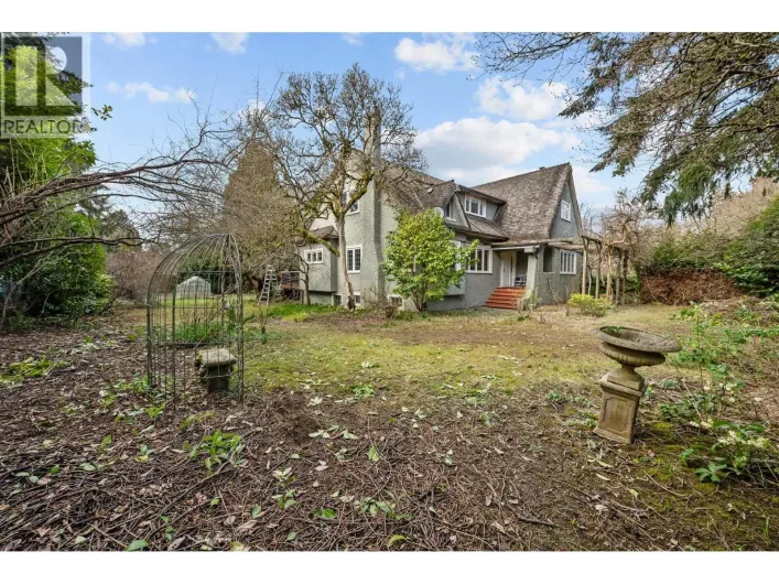 3737 PINE CRESCENT, Vancouver