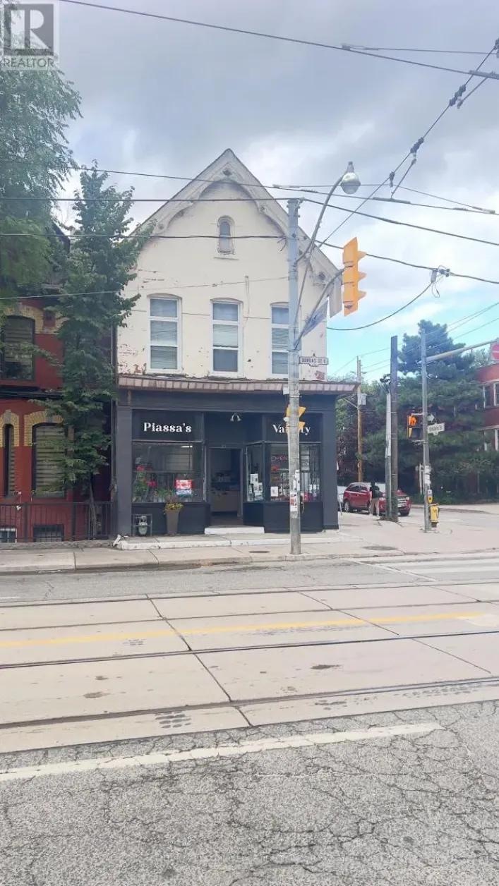 374 DUNDAS STREET E, Toronto
