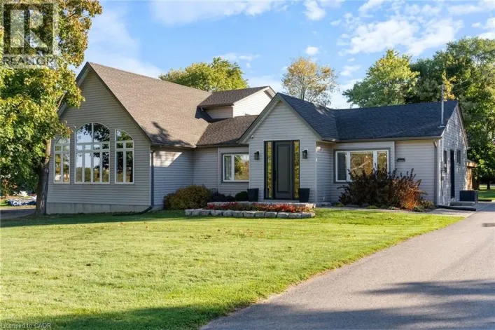 374 SYDENHAM Road, Hamilton