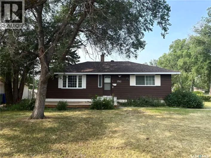 House for sale: 3742 Argyle ROAD, Regina