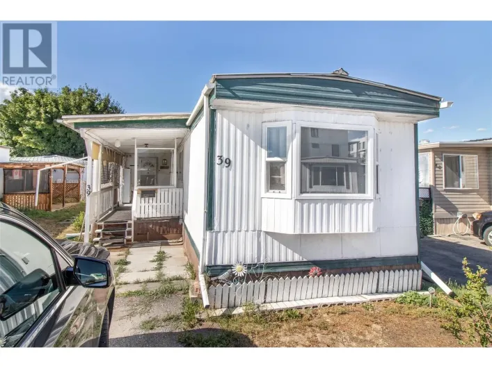 3745 Lakeshore Road Unit# 39, Kelowna