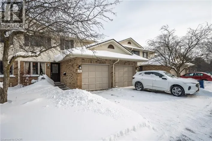 375 KINGSCOURT Drive Unit# 21, Waterloo