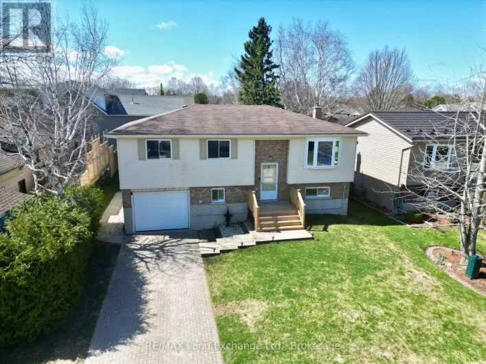 375 LANSDOWNE STREET, Saugeen Shores