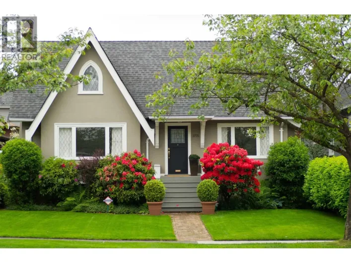 3755 DUNBAR STREET, Vancouver