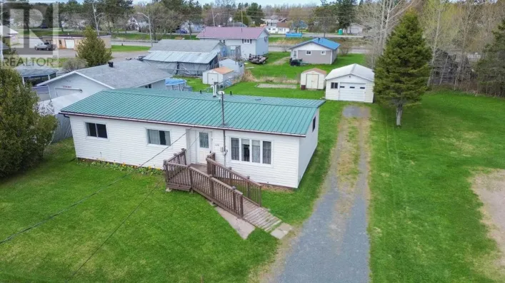 376 Boyle ST, Thessalon
