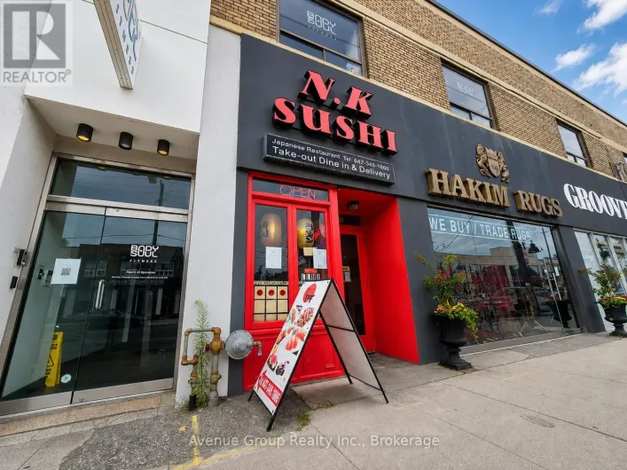 376 EGLINTON AVENUE W, Toronto