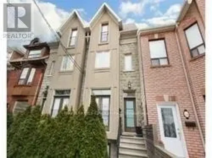 376 LIPPINCOTT STREET, Toronto