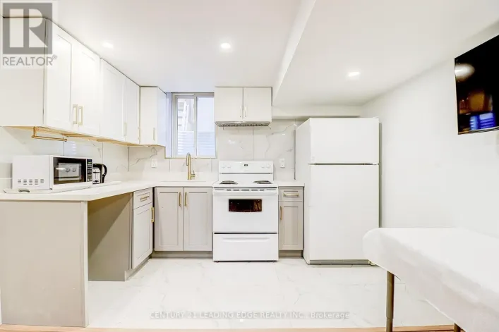 376 WHITBY SHORES GREENWAY, Whitby