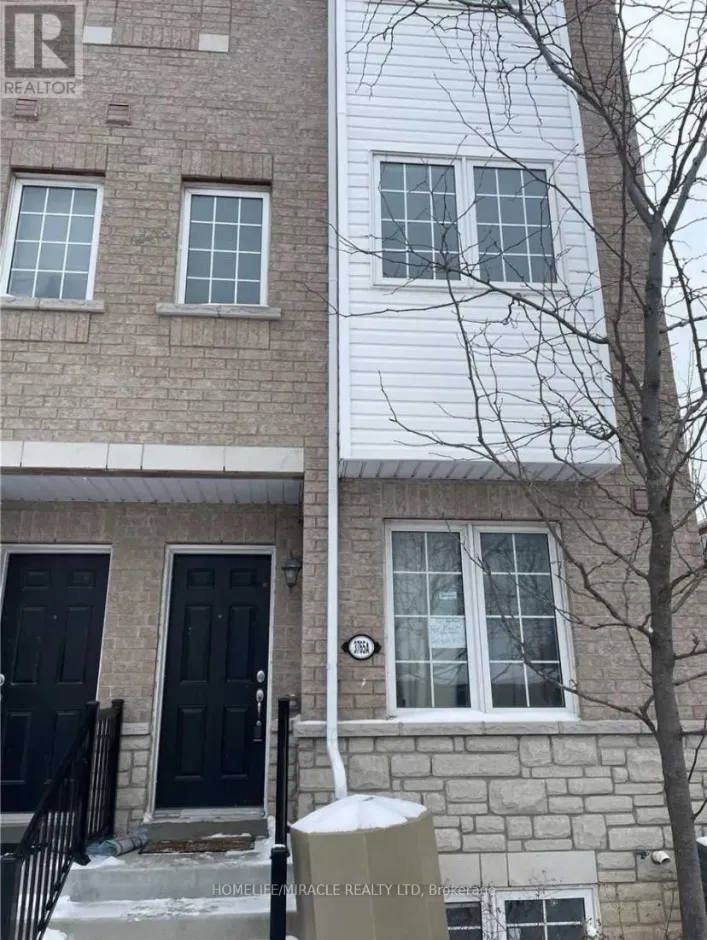 3765A ST. CLAIR AVENUE E, Toronto