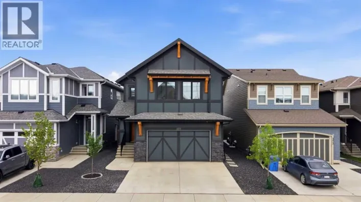 377 Magnolia Way SE, Calgary