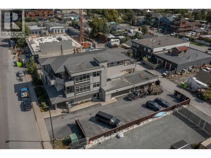 37718 THIRD AVENUE, Squamish