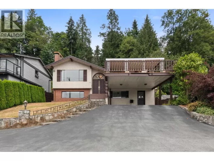 3772 DOLLARTON HIGHWAY, North Vancouver