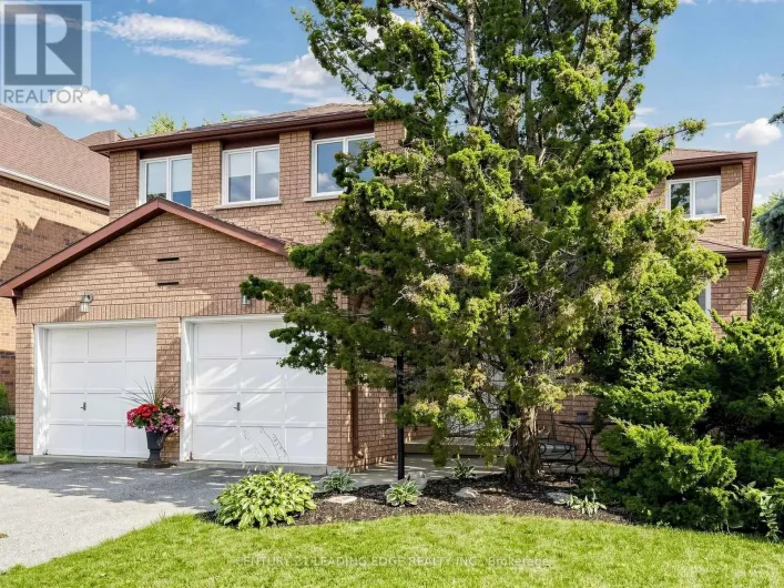 379 MANHATTAN DRIVE, Markham