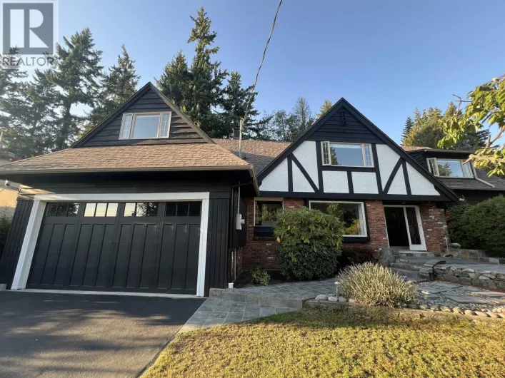 3791 SOUTHRIDGE AVENUE, West Vancouver