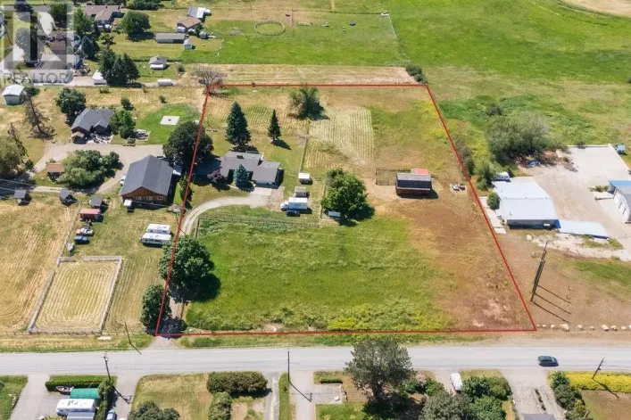 3796 East Vernon Road, Vernon