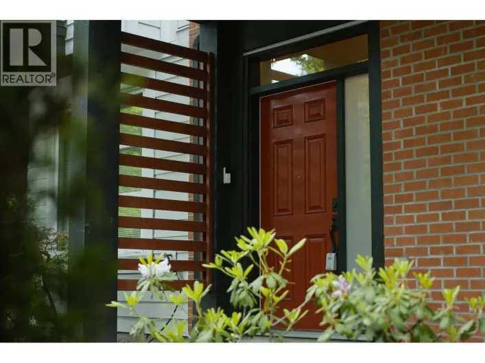 38 1299 COAST MERIDIAN ROAD, Coquitlam