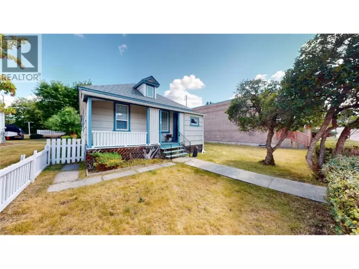 38 12TH Avenue S, Cranbrook